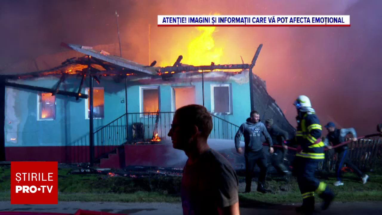 Incendiu devastator a distrus o locuință și anexe; o familie cu trei copii a rămas fără casă
