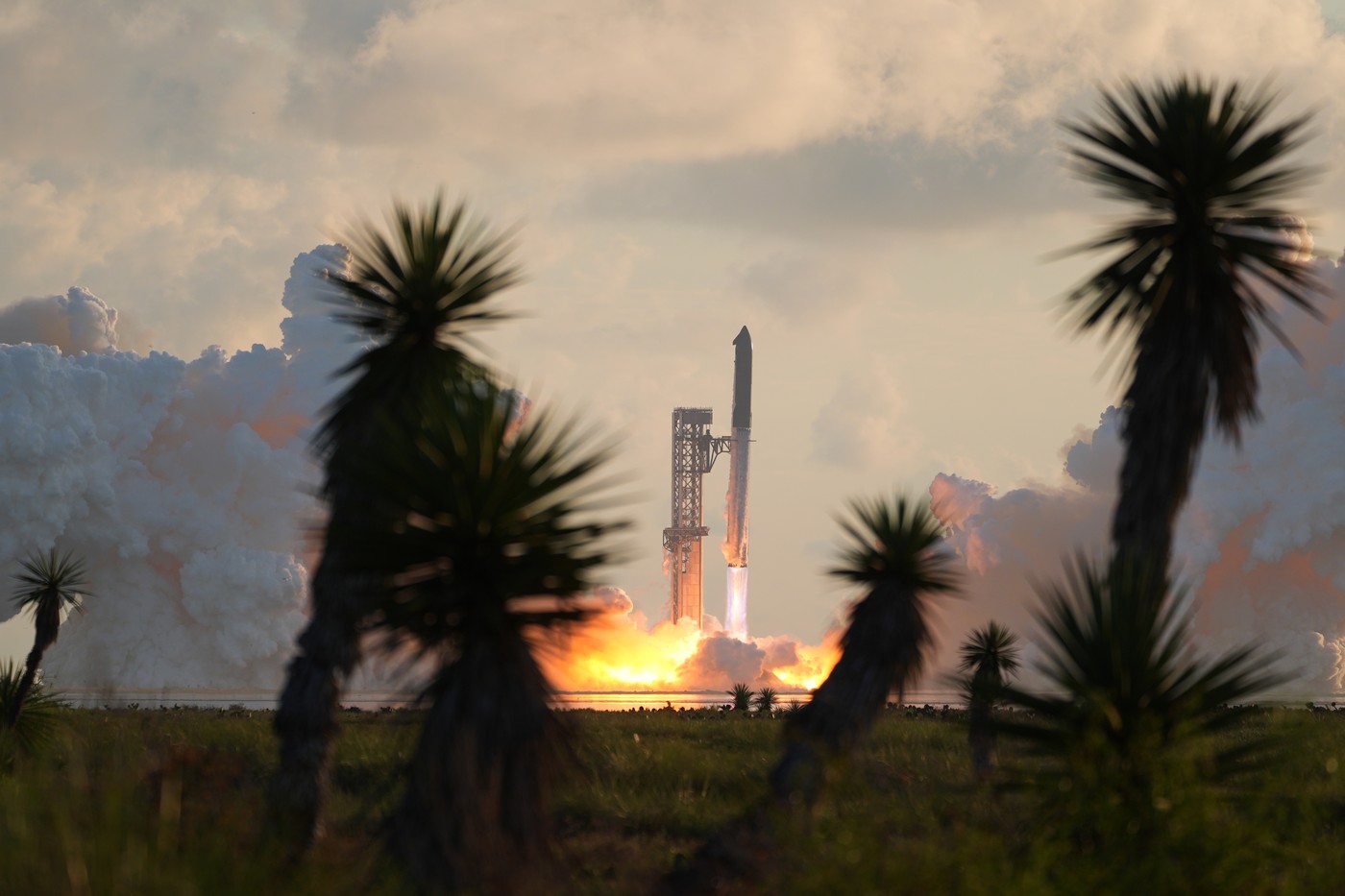 Racheta Starship a SpaceX a ajuns în spațiu pentru prima dată în urma unei lansări din Texas
