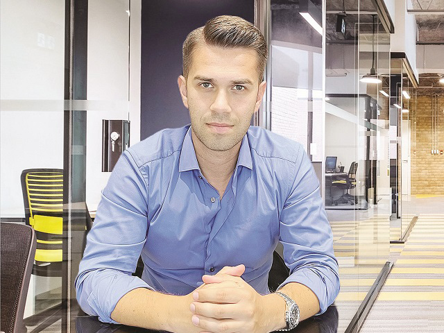 Impactul inteligenței artificiale asupra industriei IT: România poate recupera proiecte pierdute în favoarea Indiei