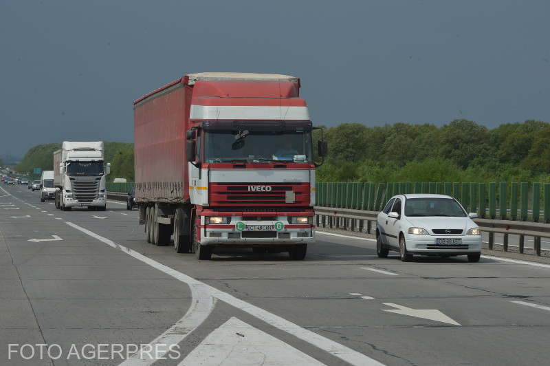 Situația traficului pe 1 octombrie: aglomerații pe DN1 și lucrări la podul Cernavodă pe A2