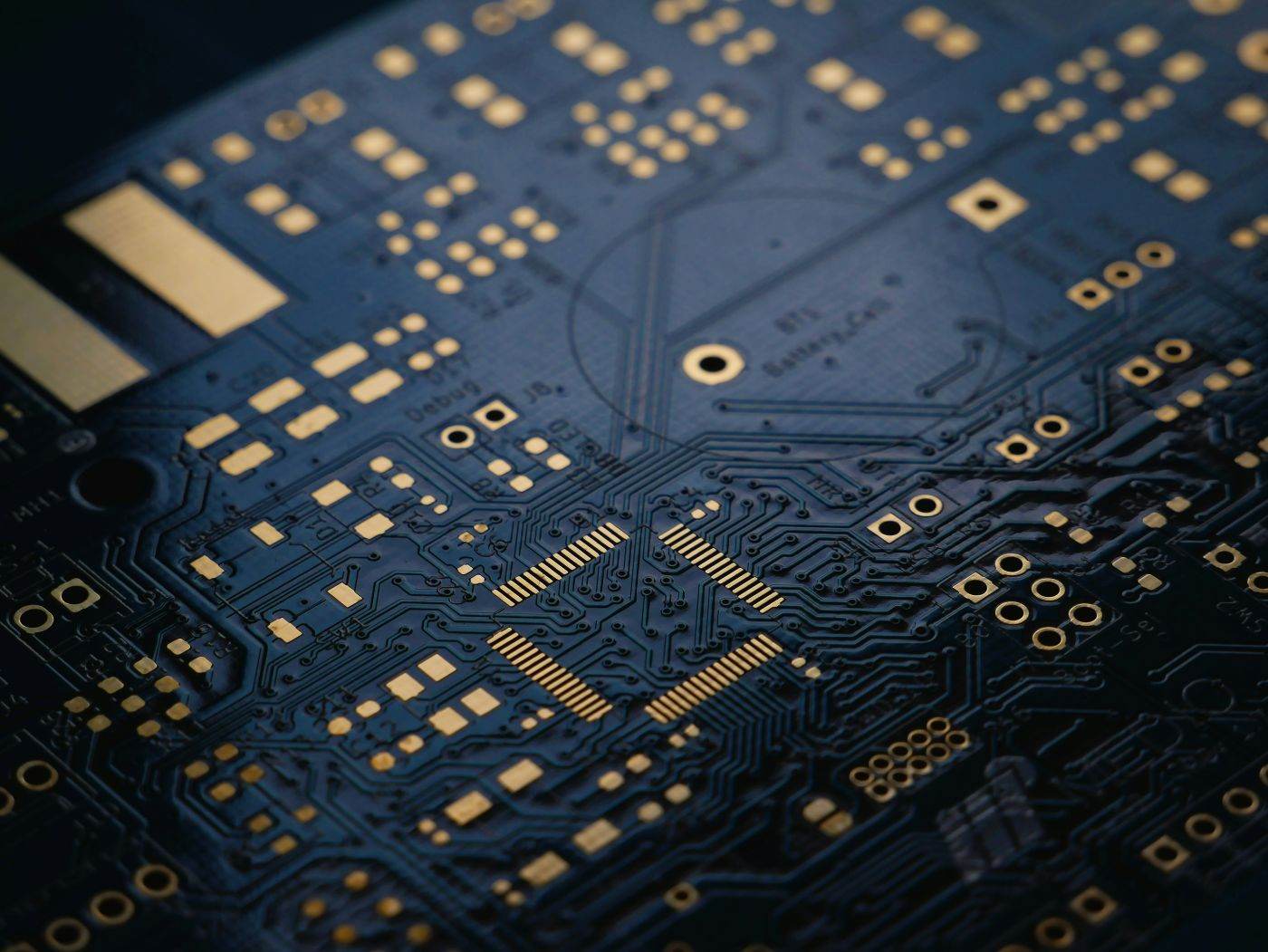 Alphabet testează cipuri de inteligență artificială pe orbită prin intermediul SpaceX