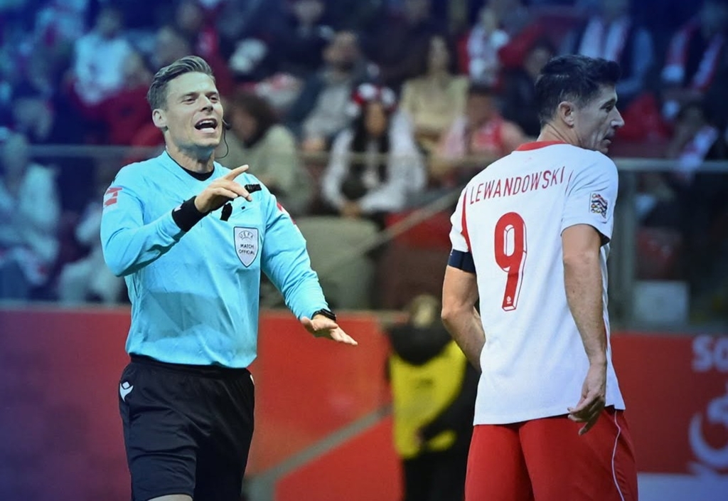 Adrian Porumboiu analizează eliminarea lui Radu Drăgușin în partida România - Polonia