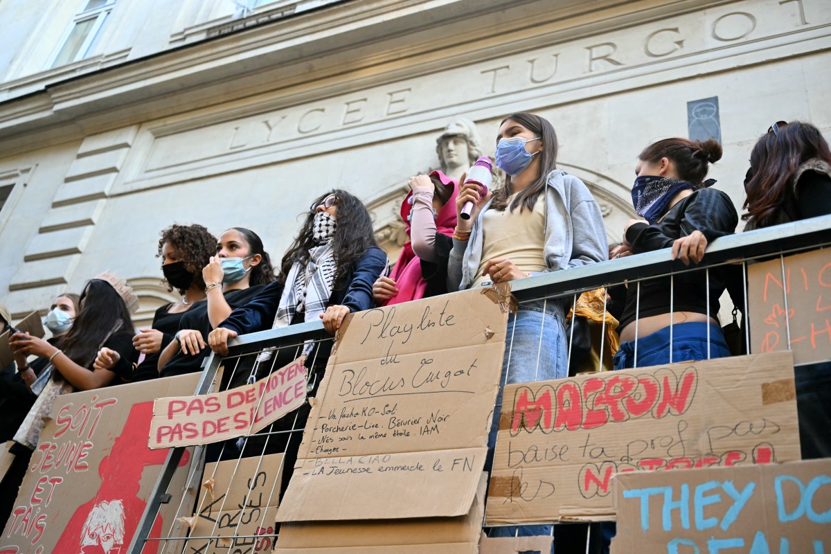 Sute de școli din Franța sunt închise parțial sau total din cauza protestelor elevilor