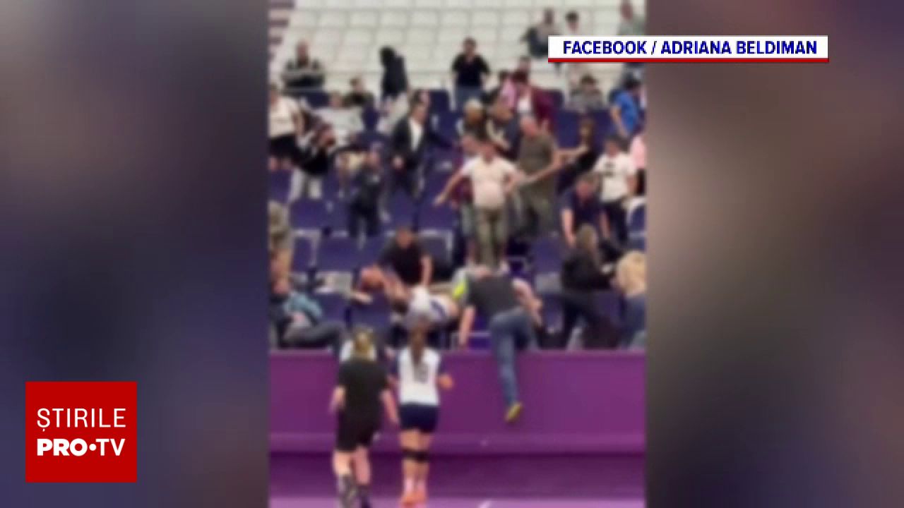Scandal violent la un meci de handbal pentru junioare în Timișoara: părinții s-au bătut în tribune