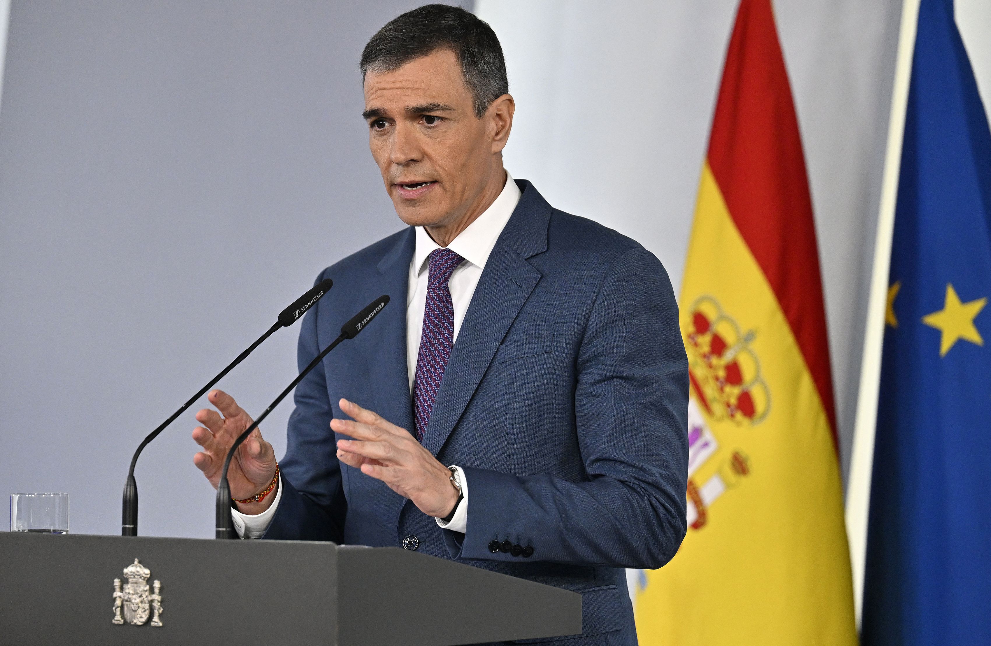 Pedro Sánchez convoacă alegeri anticipate în Spania, miza fiind criza locuințelor și opoziția de dreapta