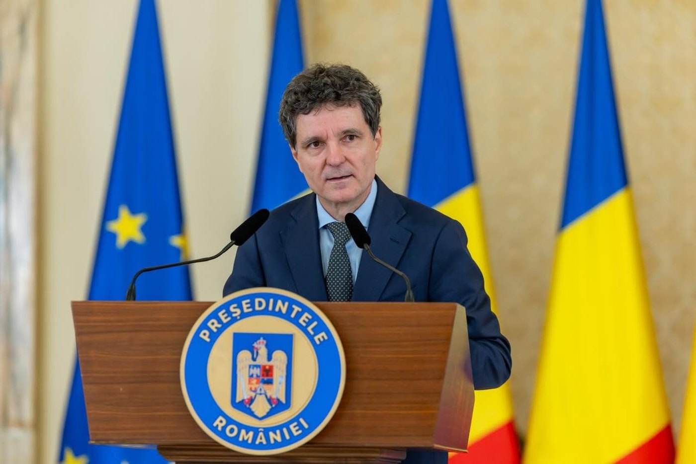 Nicușor Dan convoacă noi consultări pentru desemnarea unui premier după respingerea lui Siegfried Mureșan