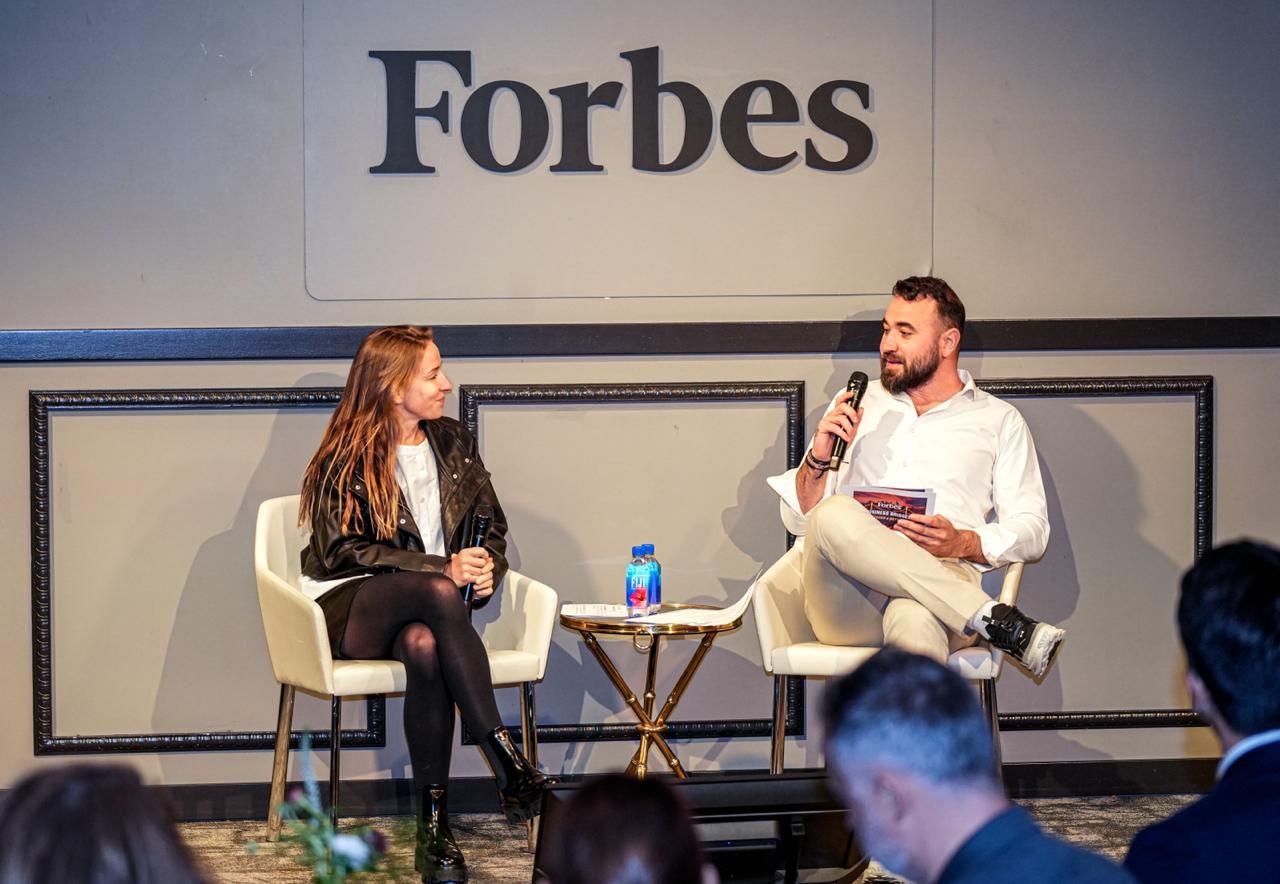 Impactul inteligenței artificiale asupra modelelor de business: discuții la Forbes Business Bridges 2026