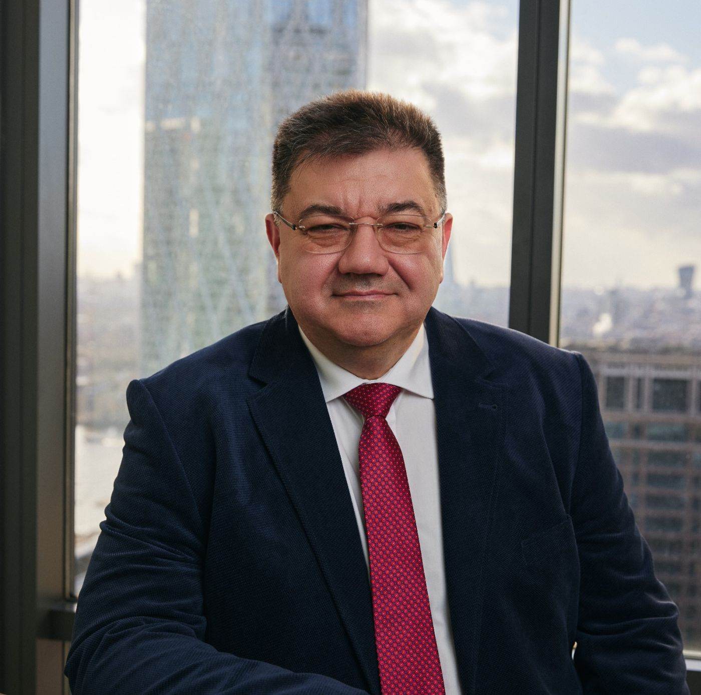 Investitorii individuali migrează de la software către infrastructura necesară inteligenței artificiale