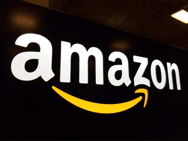 Amazon abandonează tabletele ieftine Fire și lansează gama Alexa cu inteligență artificială