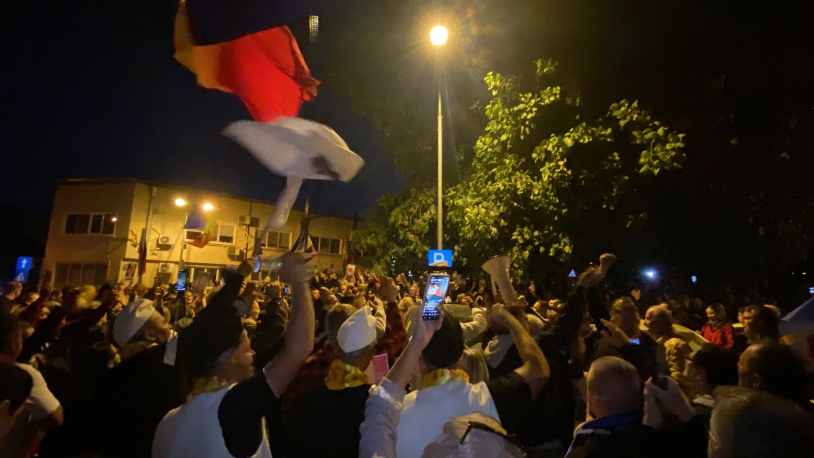 Jandarmii au aplicat 124 de sancțiuni pentru manifestațiile neautorizate din fața Arestului Central și DIICOT