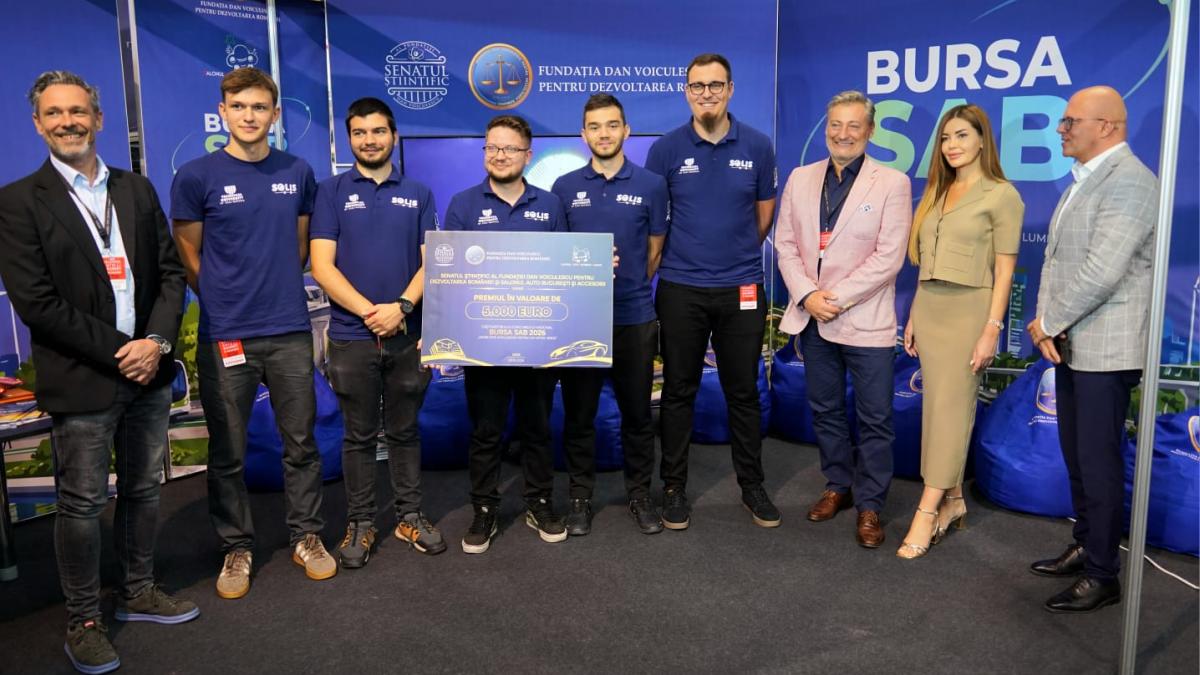 Studenții de la Universitatea Tehnică din Cluj-Napoca câștigă Bursa SAB 2026 cu vehiculul solar Hyperion