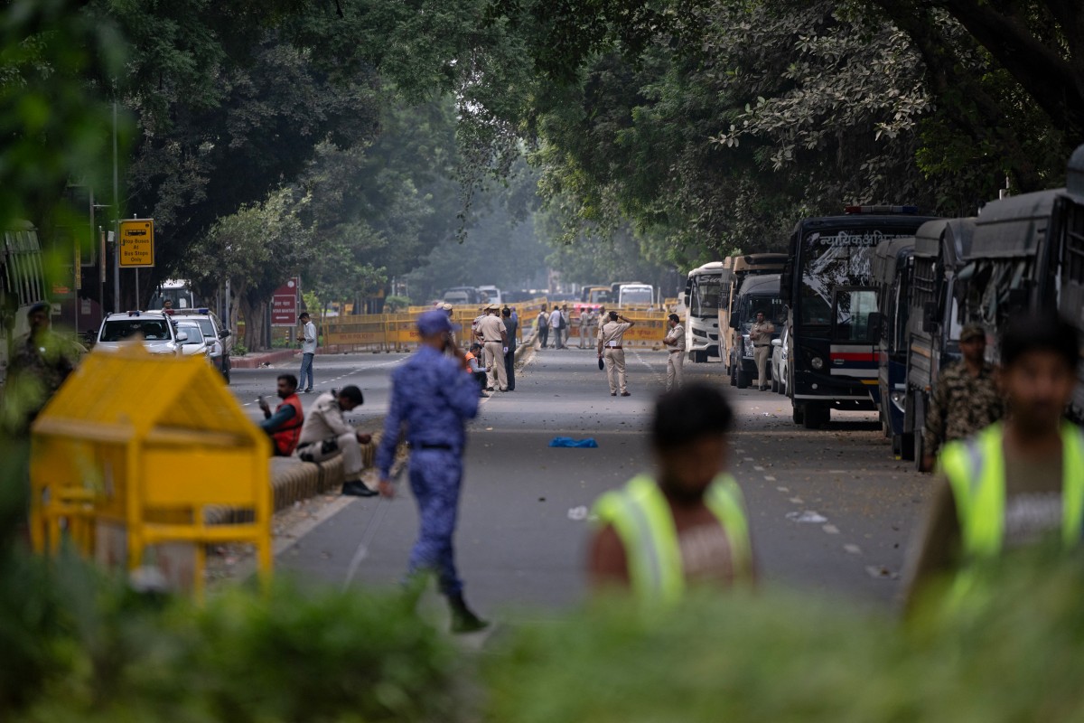 Proteste masive în New Delhi: Tinerii cer demisia șefului Comisiei Electorale din India