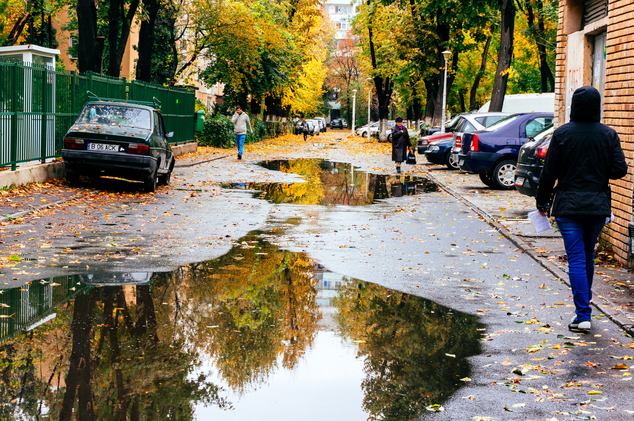 Schimbare bruscă de temperatură în București: temperaturile maxime vor scădea la jumătate de luni