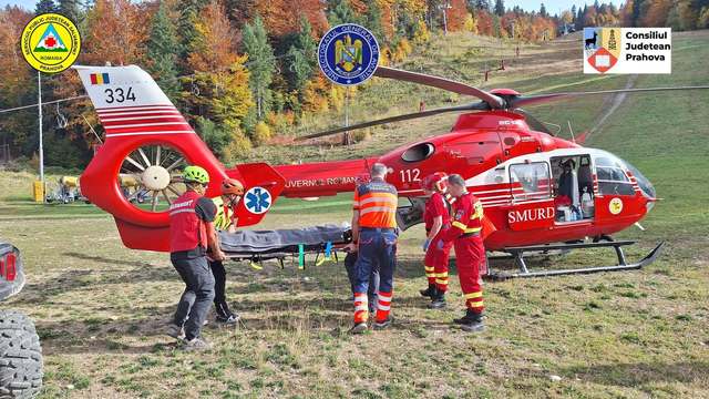 Accident grav în Azuga: un adolescent de 14 ani a fost transportat cu elicopterul la București
