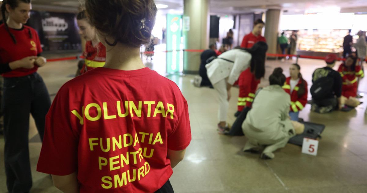 Bucureștenii au învățat cum să salveze vieți în situații de urgență prin programul Salvatorii de Vieți