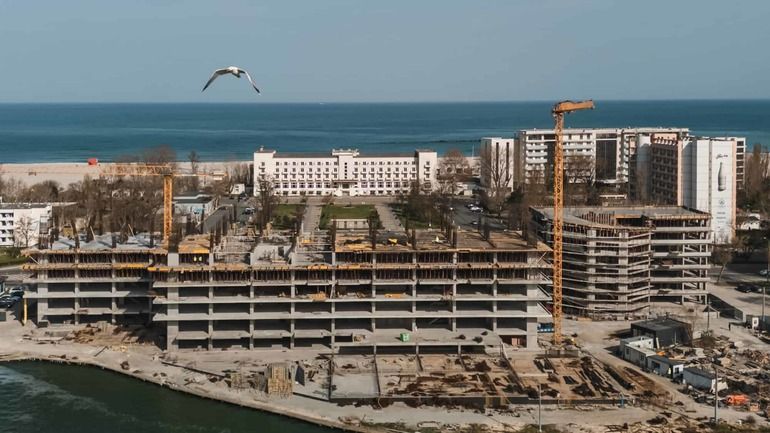 Proiect rezidențial premium la Mamaia: Rude ale unor foști lideri locali garantează credite de investiții