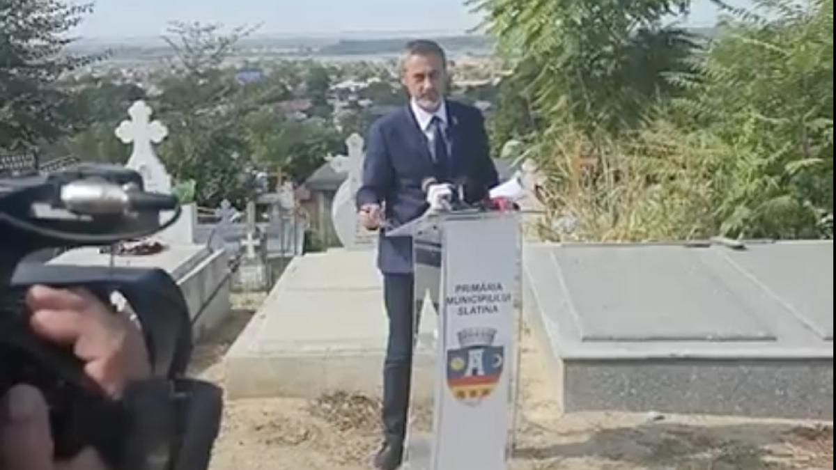 Teroare la cimitirul Strehareți: au fost descoperiți 13 saci cu oase umane ascunși în subsolul unei capele