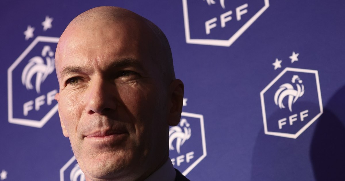 Componența completă a echipei Franței: Zinedine Zidane conduce un staff de 28 de specialiști