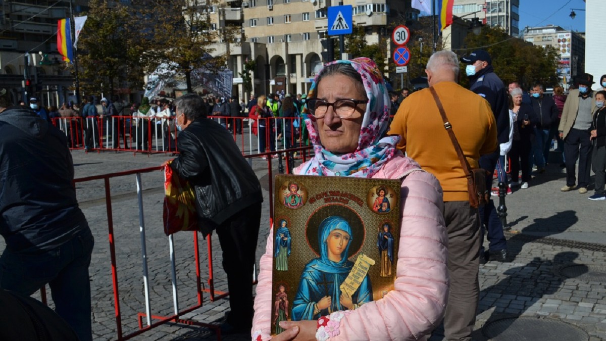 Pelerinajul Sfintei Parascheva din 2026: peste 155.000 de credincioși au vizitat racla de la Iași